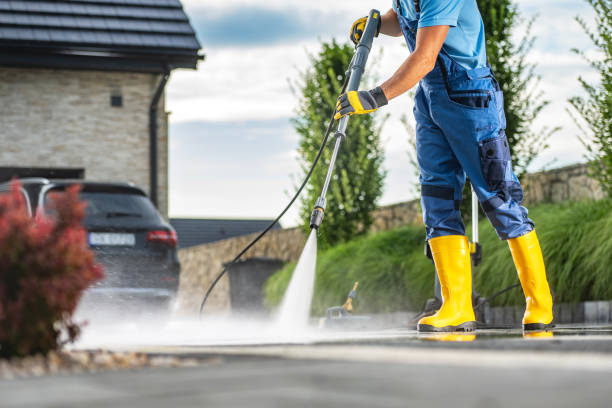 Best Pool Deck Cleaning  in Indian Hills, TX